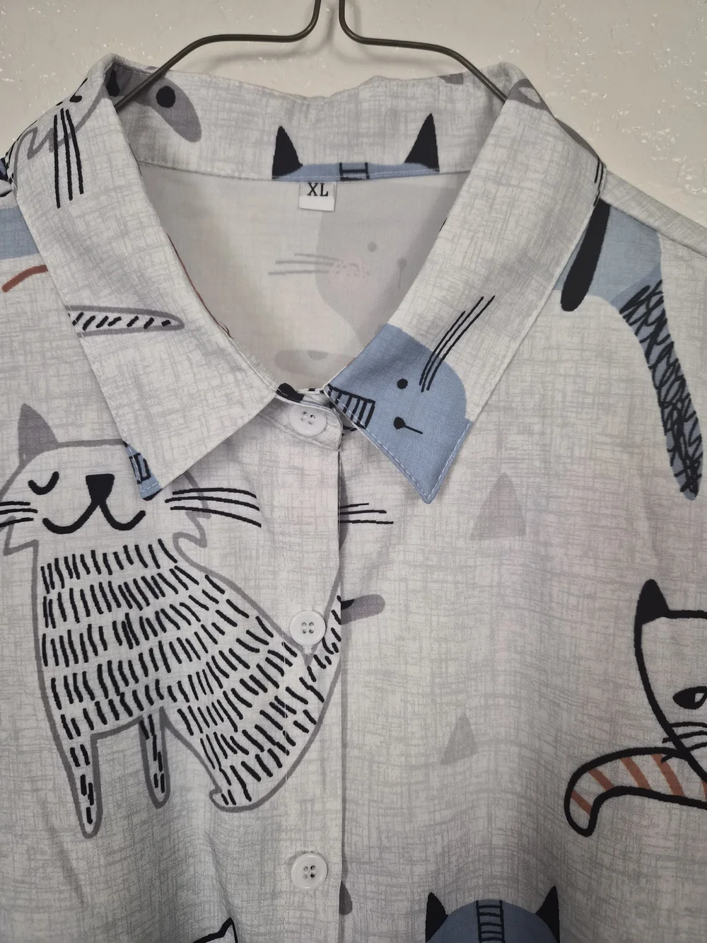 SHEIN White Button-Up Shirt with Multicolor Cat Motif